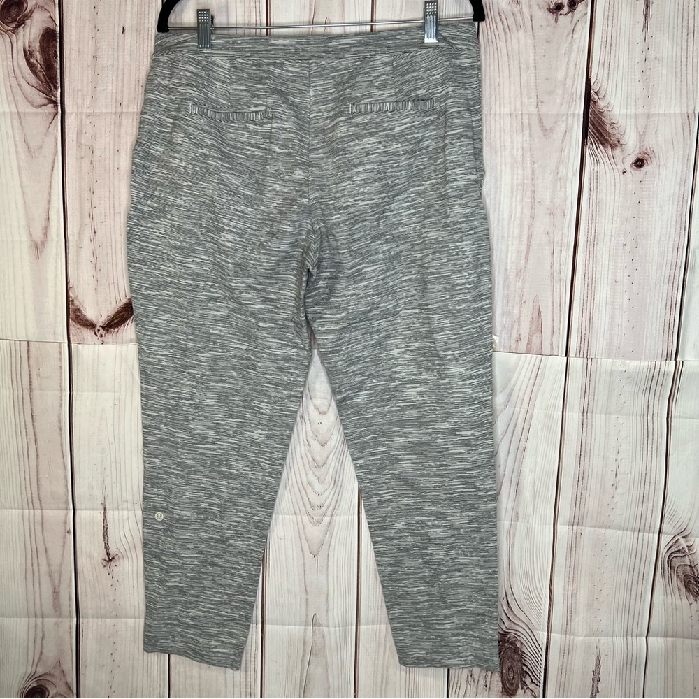 Lululemon Athletica Jet Crop Pants - Picture 6 of 7